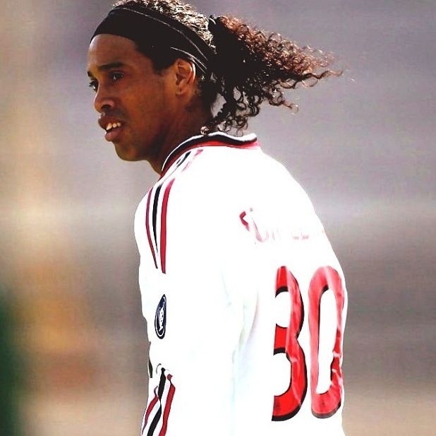 Ronaldinho in AC Milan Soccer Teams, Good Soccer Players, Ronaldo, A.c