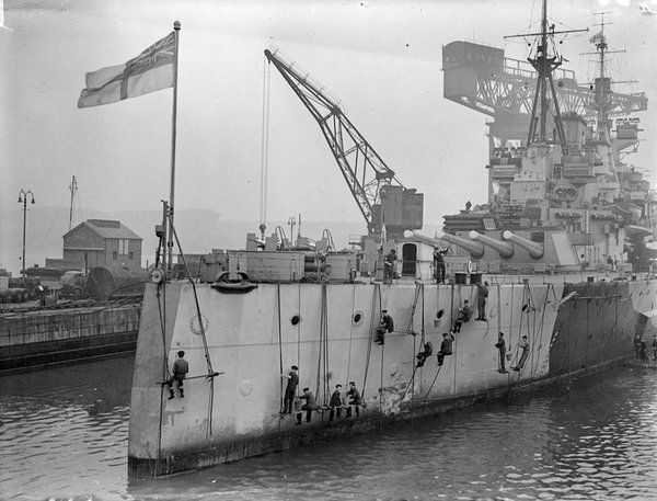 HMS Anson Royal Navy Clip De Corbata