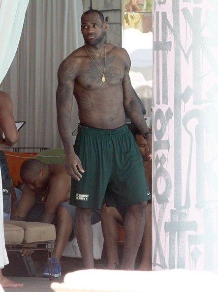 now this is type of body i need to pick me up everyday lebron james christmas ornament