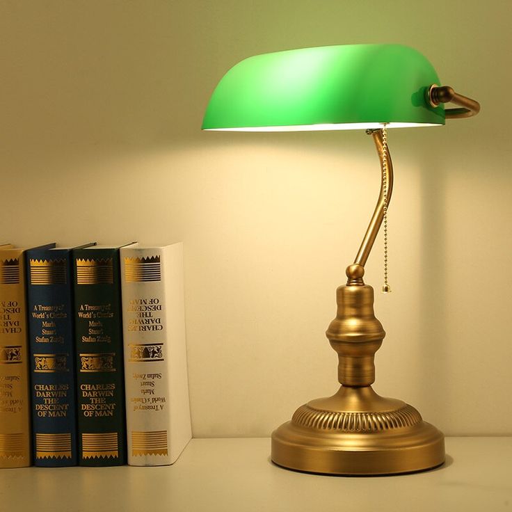 Retro Old Vintage Green Glass Lampshade Bank Table Lamp 3 Color Base Iron Desk Light For Study Office Bedroom Living Room Lamps Library Retro Old Vintage Green Glass Lampshade, Classic Green Glass Desk Lamp