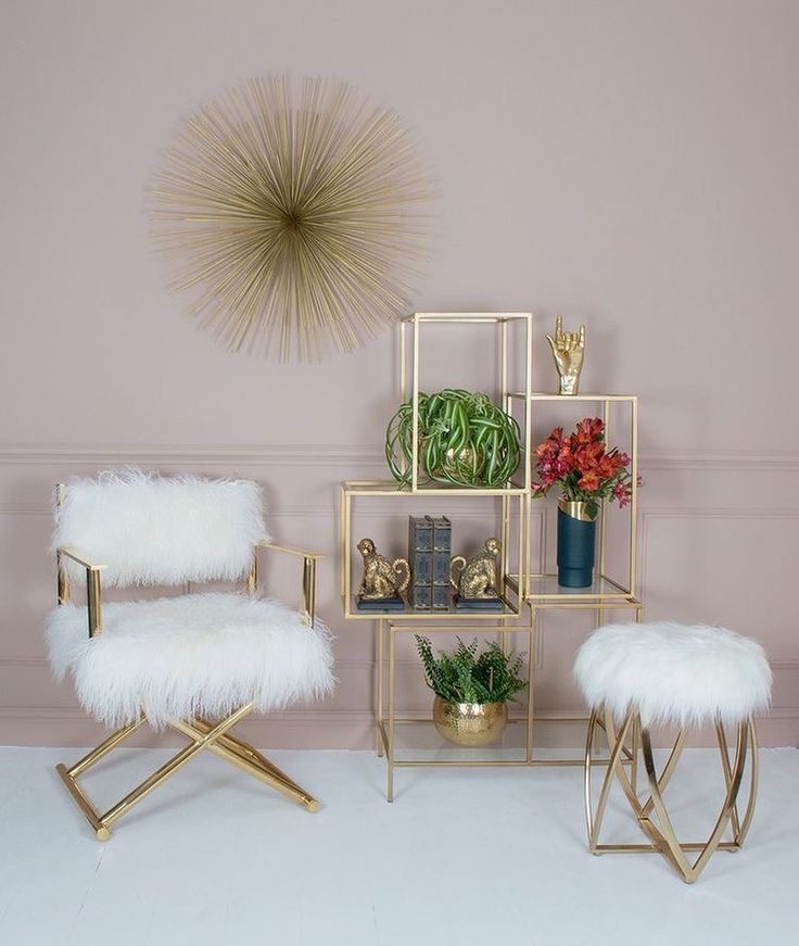 أجمل ديكور On Instagram حسابي برعاية طاولات تحف هدايا مكياج عطور Tohaf2200 Tohaf2200 Tohaf2200 Toh Gold Living Room Decor Home Decor