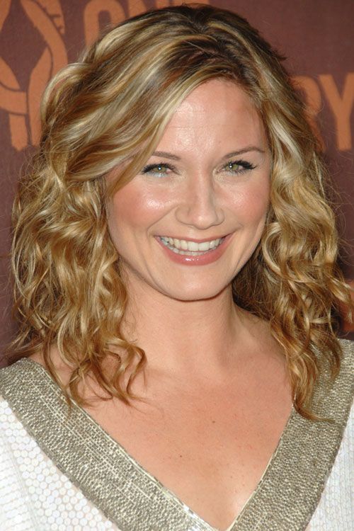 Jennifer Nettles - Net Worth Biography Birthday Zodiac