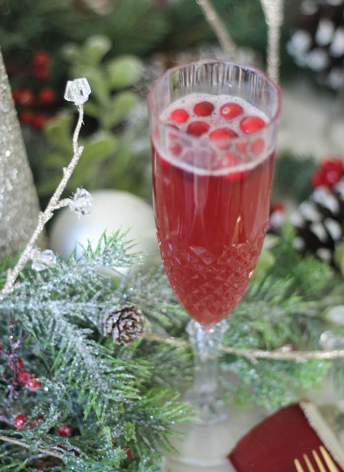 Amazing Christmas Drinks Party Ideas Part - 10: Still Looking For Details To Finish Up Your Holiday Dinner Spread? See Ideas Featured In This Holly U0026 Ivy Holiday Dinner Party At Karau0027s Party Ideas!