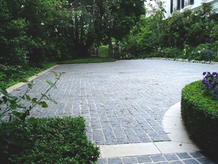 eco outdoor detail view of buffalo granite split face cobblestone driveway eco outdoor the - Driveway Design Ideas eco outdoor detail view of buffalo granite split face cobblestone driveway eco outdoor the - Driveway Design Ideas