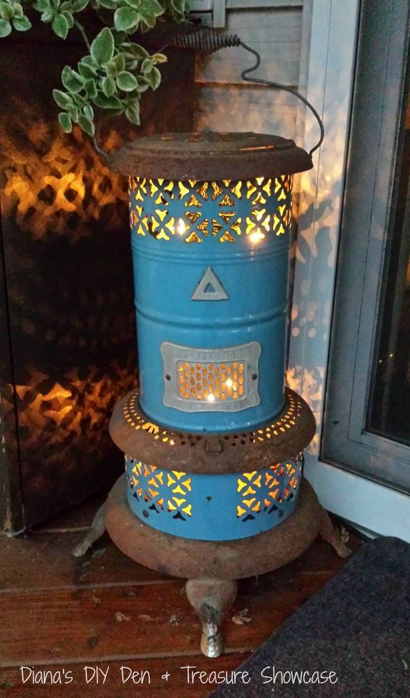 She wraps string lights around a cylinder and wait until ... She wraps string lights around a cylinder and wait until ...