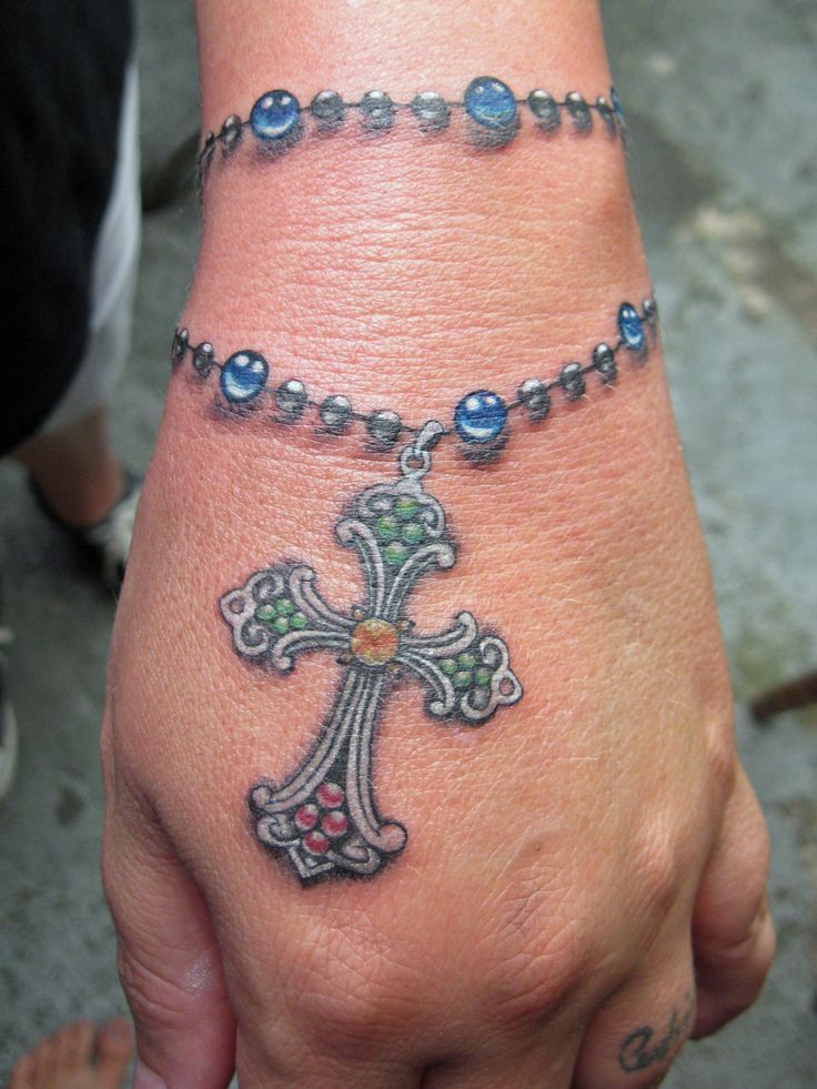 Name Bracelet Tattoos Google Search Wristandhandtattoos Tatuaje De Pulsera Tatuaje De Rosario Tatuajes