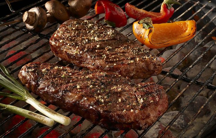 Head Chef Mario Mendez shares a favorite Belize Recipe - Carne Asada al Chimichurri. This is a fusion of Maya, Mestizo & Mexican flavors, cooked with heartiness.