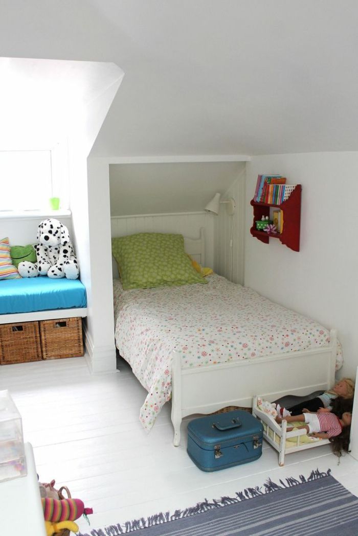 Amenagement De Combles Chambre D Enfant Sous Pente Murs Blancs Sol En Parquette Blanche Tapi Deco Chambre Enfant Chambre Enfant Amenagement Combles Chambre Amenagement De Combles Chambre D Enfant Sous Pente Murs Blancs Sol En Parquette Blanche Tapi Deco Chambre Enfant Chambre Enfant Amenagement Combles Chambre