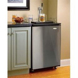 Haier Kegerator with Stainless Steel Door and Cabinet | Bars for home