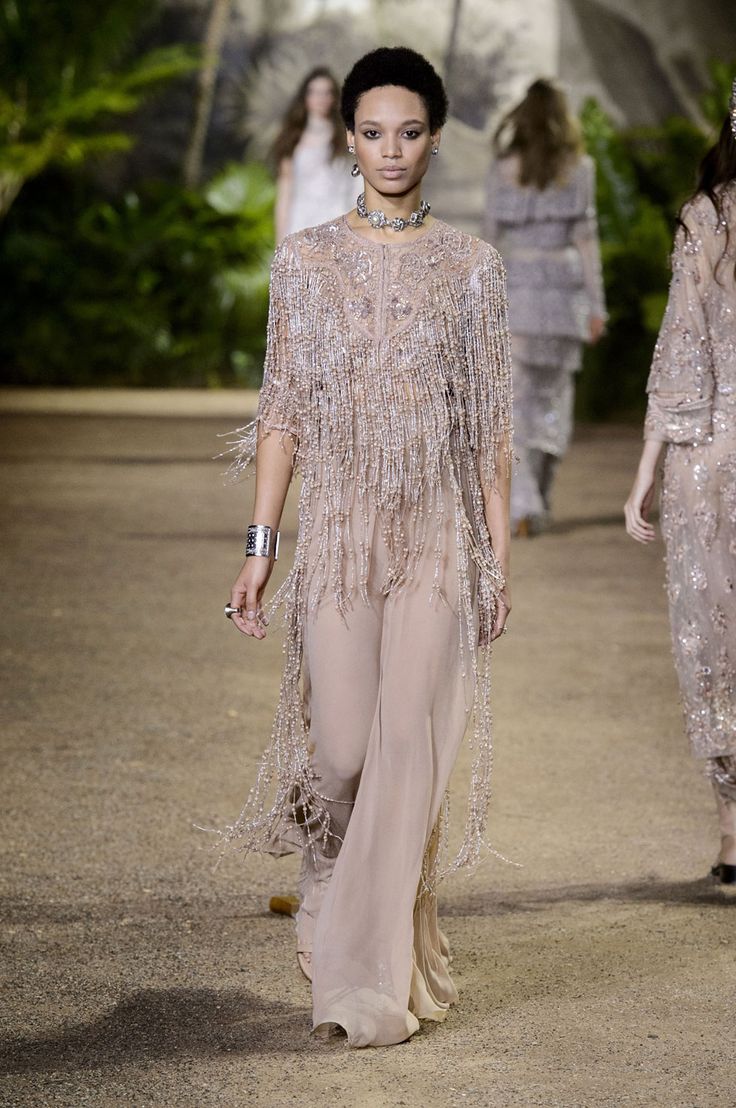 All the Looks From the Elie Saab Spring/Summer 2016 Haute Couture Show