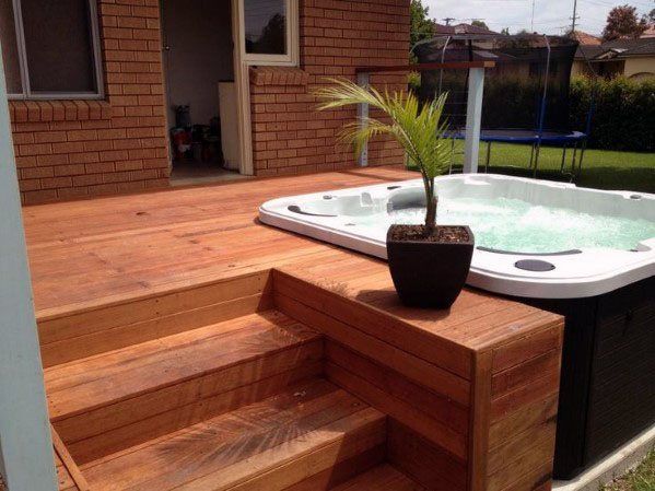 Jacuzzi Cuadrado Madera con Escalas  Hot tub garden, Hot tub deck, Hot tub  designs