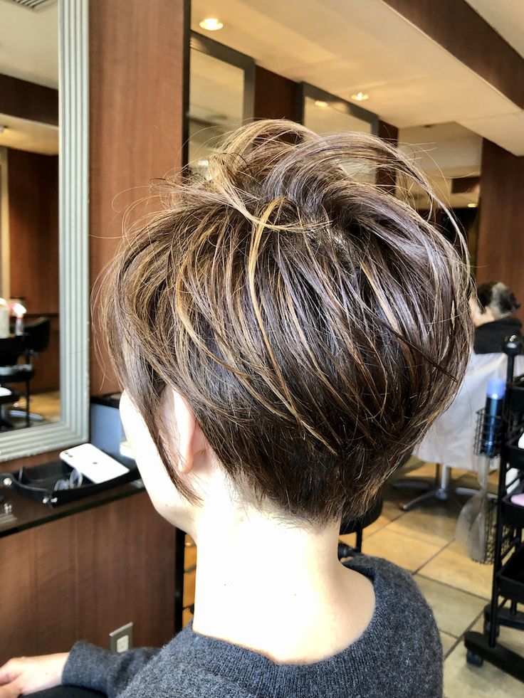 60代髪型 のアイデア 7 件 60代 髪型 髪型 50代 ヘアスタイル ショート 60代髪型 のアイデア 7 件 60代 髪型 髪型 50代 ヘアスタイル ショート