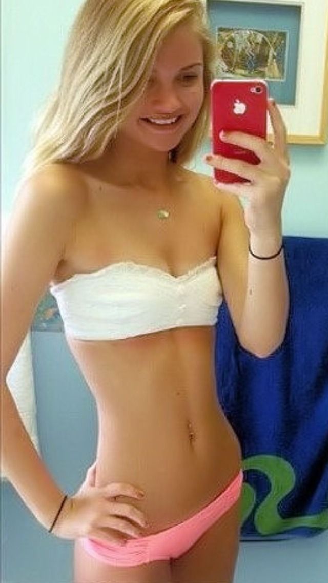 Cute teen having sexy fuck
