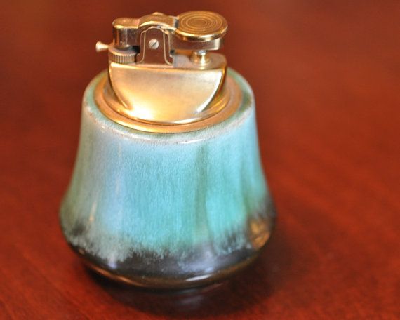 Vintage Mid Century Modern Blue Mountain Pottery BMP Canada Table Lighter
