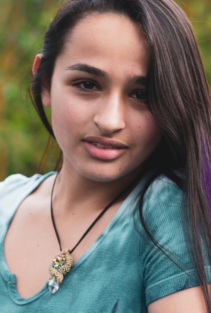 Pin Von Cherrelle Auf Jazz Jennings