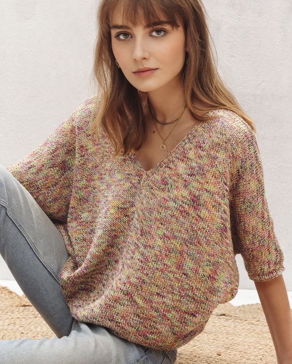 Bonjour à toutes, j'aurais voulu savoir celle qui a fait ce Breipatroon dames vest met vleermuismouwen, gemaakt van Phil