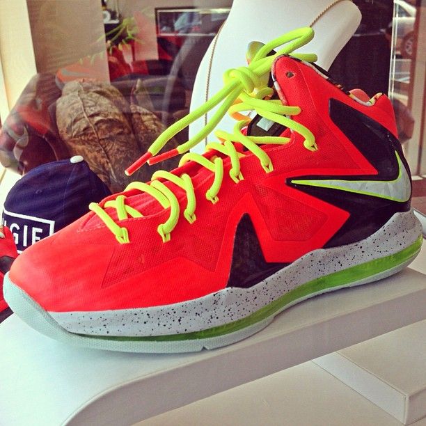 lunarlon foam lebron james shoes in order