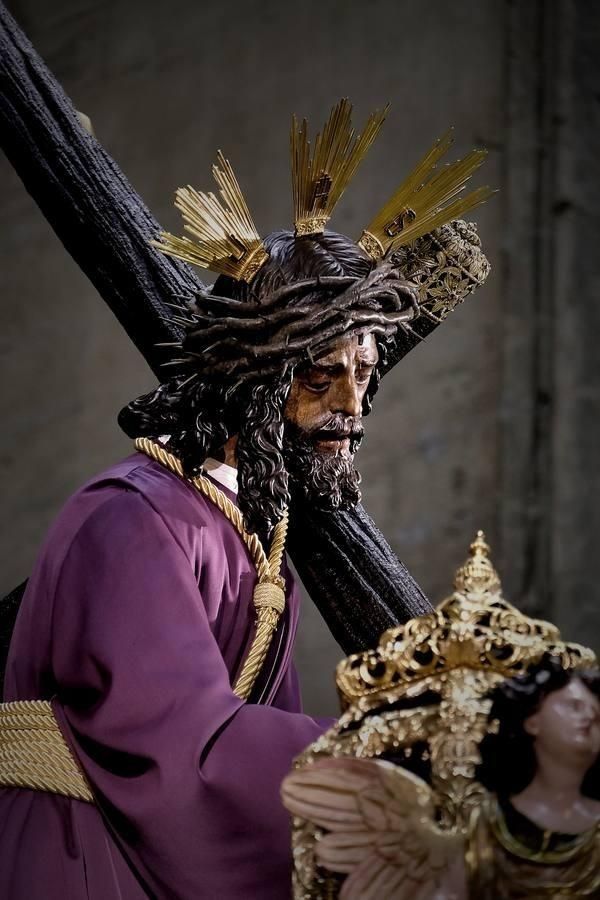 Jesús Del Gran Poder El Señor De Sevilla Fotos Semana Santa Semana Santa Sevilla Figuras Religiosas