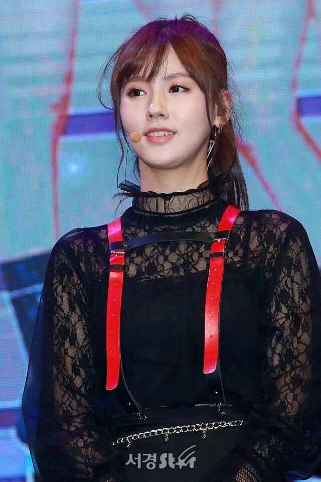 cho miyeon g dle miyeon celebrities korean girl groups cho miyeon g dle miyeon celebrities korean girl groups
