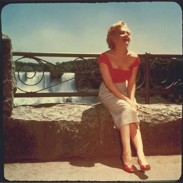 ٠ Marilyn Monroe Merilin Monro ٠ S Photos Vk Marilyn Monroe Marilyn Photo