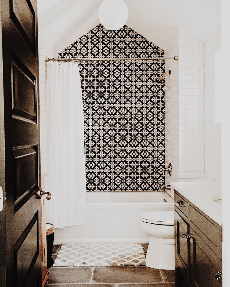 Follow Me On Instagram And Pinterest Mari Fd Bathroom Design Bathrooms Remodel Black Bathroom
