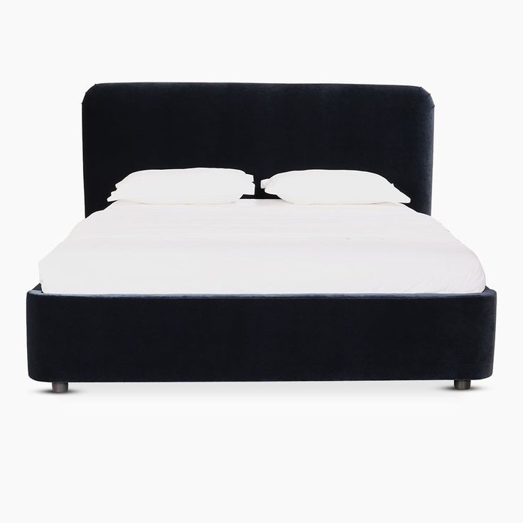 Leilani Bed Blue Velvet Blue bedding Bed Blue velvet