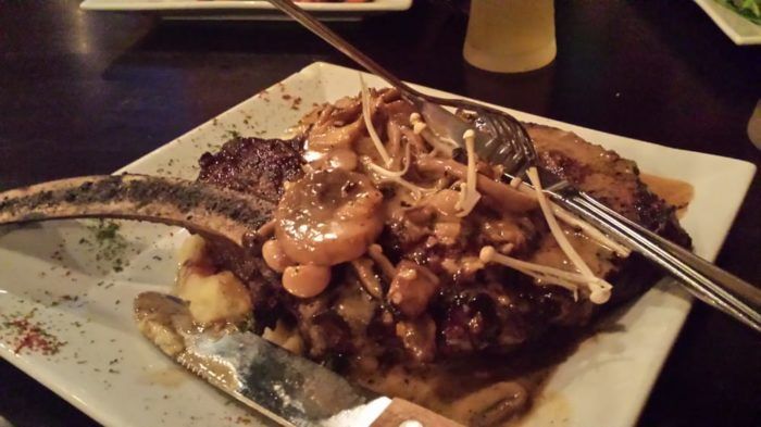 You Won t Mind The Wait At These 9 Famous Restaurants In Indiana you-won-t-mind-the-wait-at-these-9-famous-restaurants-in-indiana