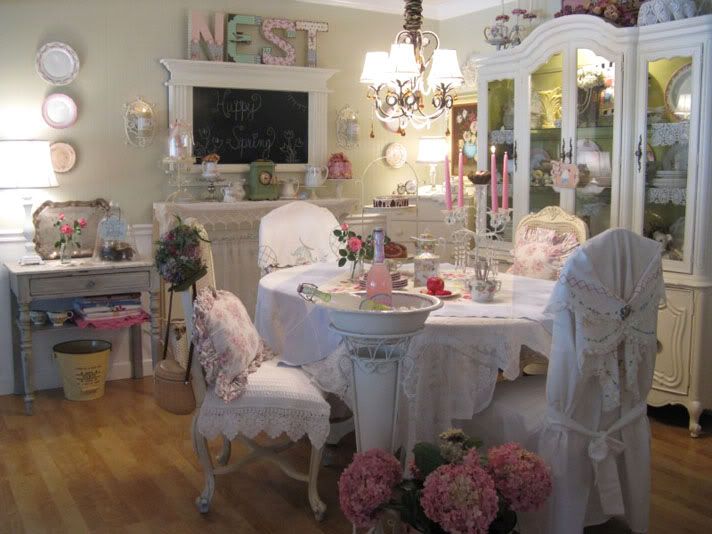 90 best vintage dining rooms images on Pinterest | Cottage style ... 90 best vintage dining rooms images on Pinterest | Cottage style ...