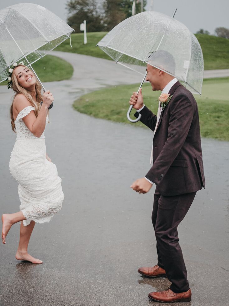 rainy day wedding photos chicago