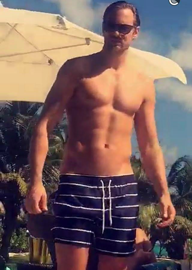 sexy-men-from-belize