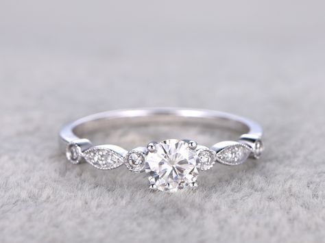 Vintage Moissanite Verlobungsringe Diamant Versprechen Ring Weißgold 14k / 18k … Vintage Moissanite Verlobungsringe Diamant Versprechen Ring Weißgold 14k / 18k …
