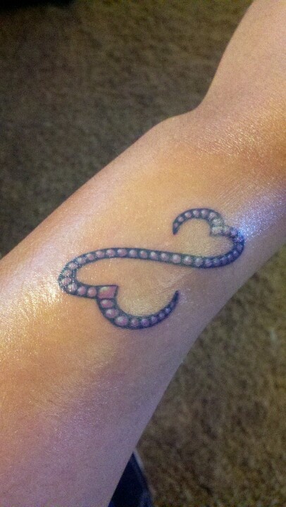 best 25 heart wrist tattoos ideas on pinterest heart tattoo on best 25 heart wrist tattoos ideas on pinterest heart tattoo on
