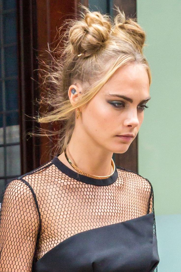 The Best Celebrity Messy Buns | Messy bun hairstyles, Bun hairstyles