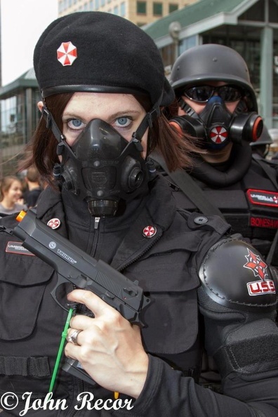 alice by northern belle cosplay and umbrella corp soldier by