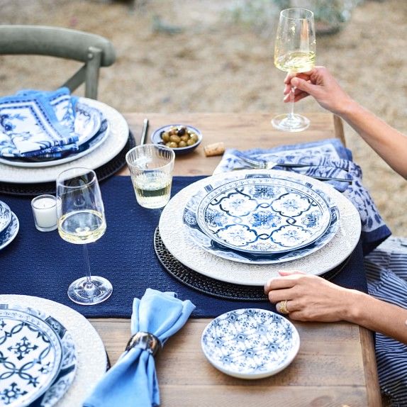 Porto Embossed Charger Plate Williams Sonoma Table Settings Everyday Charger Plates Dinner Table Setting