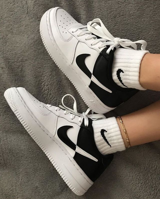 Outfits With Air Force Ones Outfits With Air Force Ones Nike Air Shoes Aesthetic Shoes Custom Nike Shoes