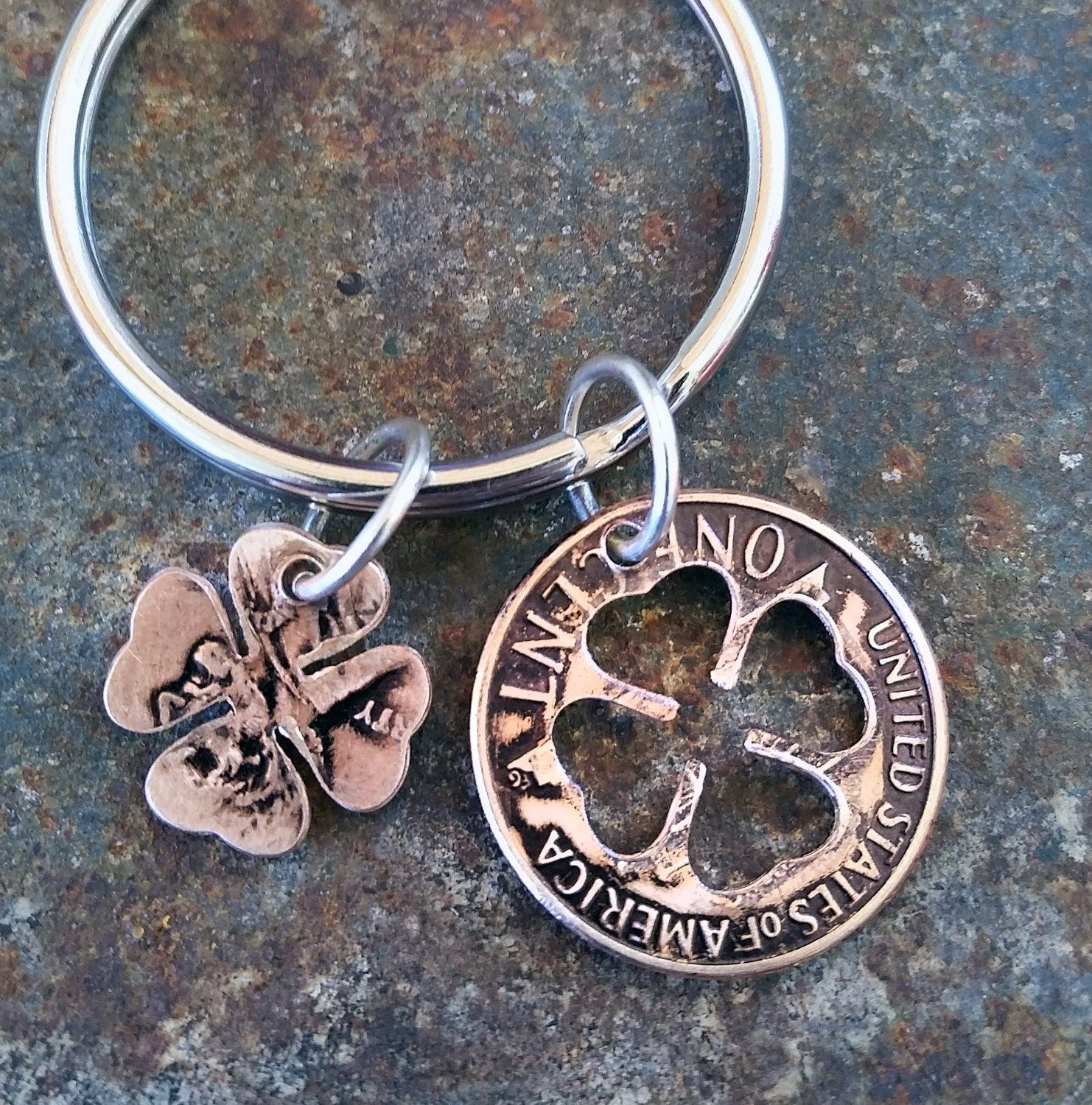 What a great way to celebrate St Patrick's Day, a 24th Birthday or 24th Anniversary! Custom Hand Crafted 1998 Penny Four Leaf Clover Key Chain. I offer these in both vintage patina shown or polished. Patina adds a contrast showing the details and year of the coin. Polished looks like a shiny penny. I also make matching Penny Four Leaf Clover Earrings and Necklace. See the 24th Shop link below: Item ships within 3-5 days. Priority Shipping Available. Priority ships within 1-2 days. All jewelry is 22 Birthday Gifts, Birthday Gifts For Husband, Valentines Gifts For Him, Anniversary Gifts For Him, 23rd Birthday, 54th Anniversary, Penny Jewelry, Clover Jewelry, Clover Earrings