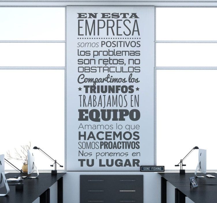 Vinilos para oficinas con una serie de textos que crearán un ambiente perfecto para trabajar duro y contento a la vez. Office Art, Office Decor, Home Office, Clean Up Day, Work Productivity, Corporate Office Design, Workshop Design, Saint Exupery, Reception Desk