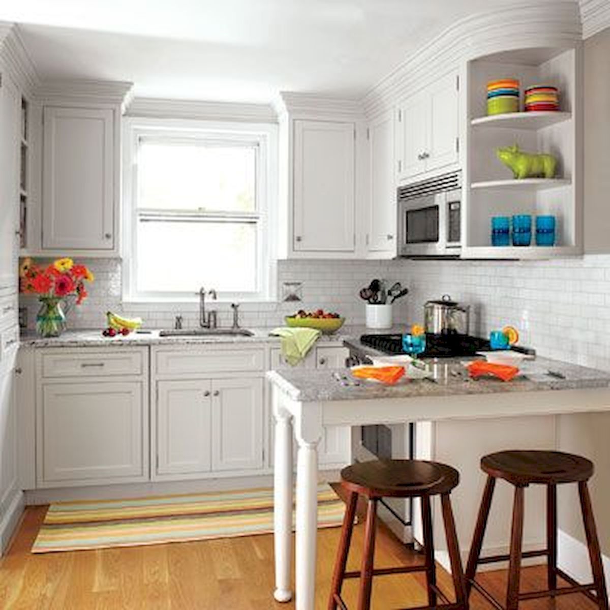 90 Suprising Small Kitchen Design Ideas And Decor (24) worldecor.co