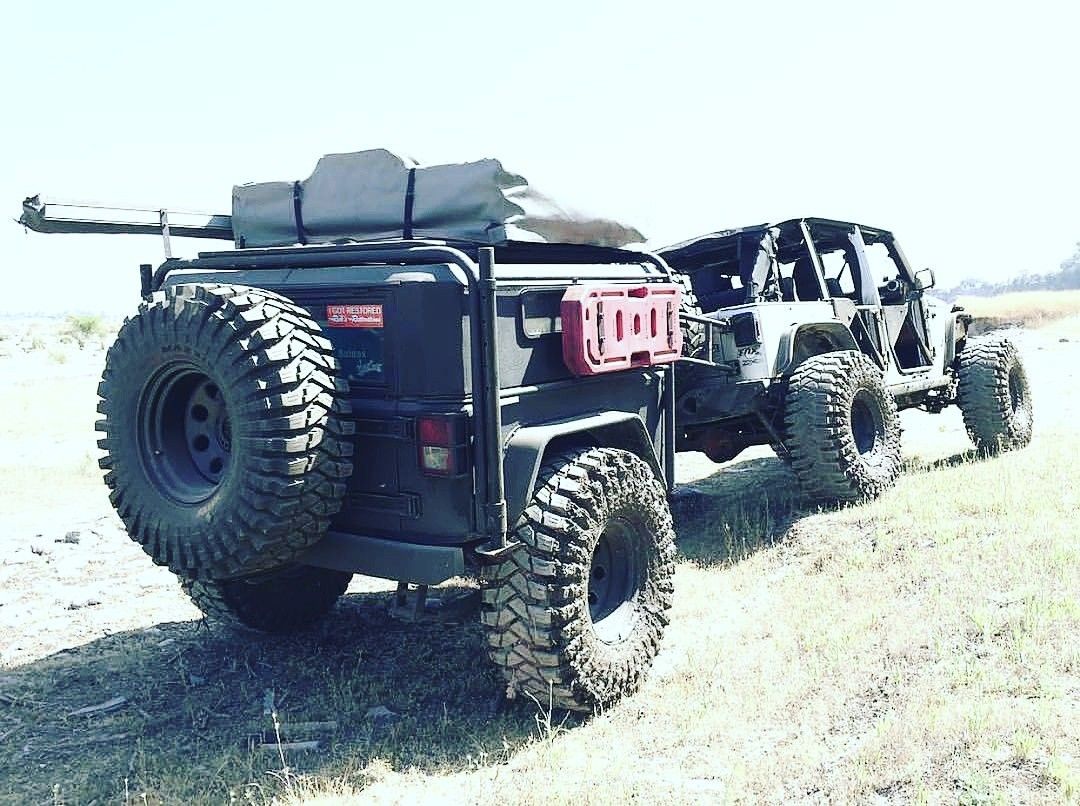 pulling a trailer jeep