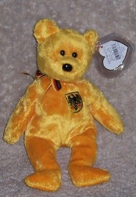 TY SMOOCH the BEAR BEANIE BABY MINT with MINT TAG