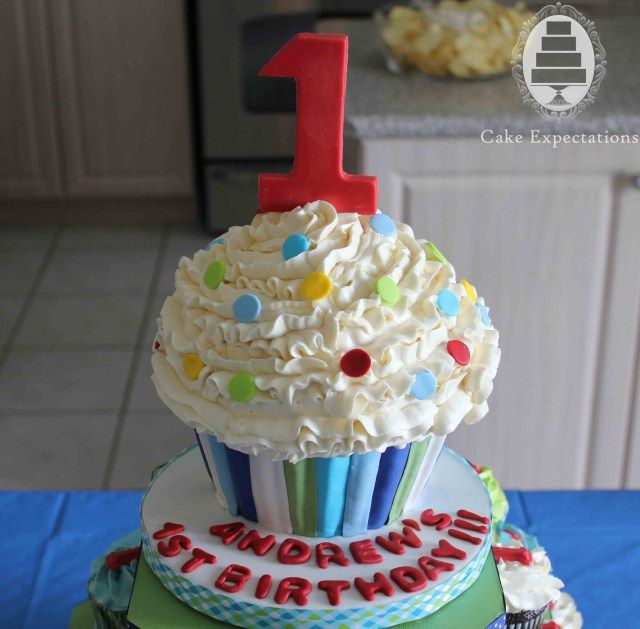 28+ Giant Cupcake Cake For 1St Birthday #giantcupcakecakes