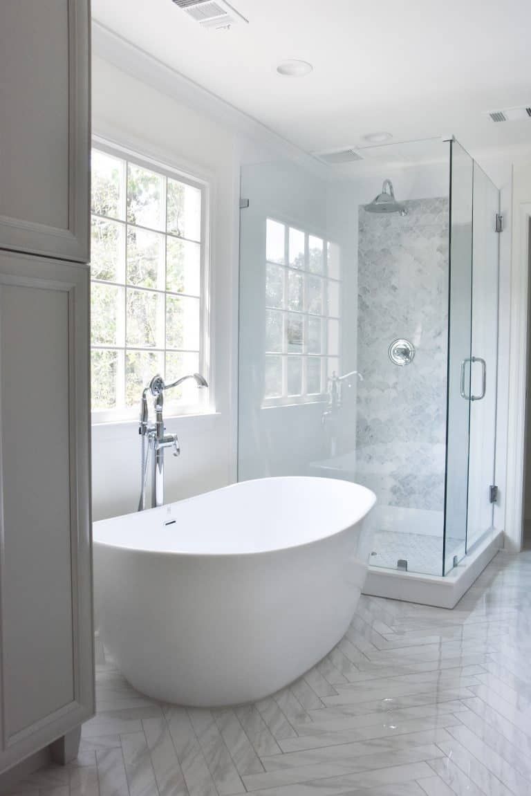 Master Bathroom {Week 6 Construction Update: The New Bathroom!} – Dixie Delights Bathroom Remodel Master, Bathroom Renovations, Tile Bathroom, Bathrooms Remodel, Bathroom Decor, Bathroom Ideas, Bathroom Organization, Bathroom Cabinets, Budget Bathroom