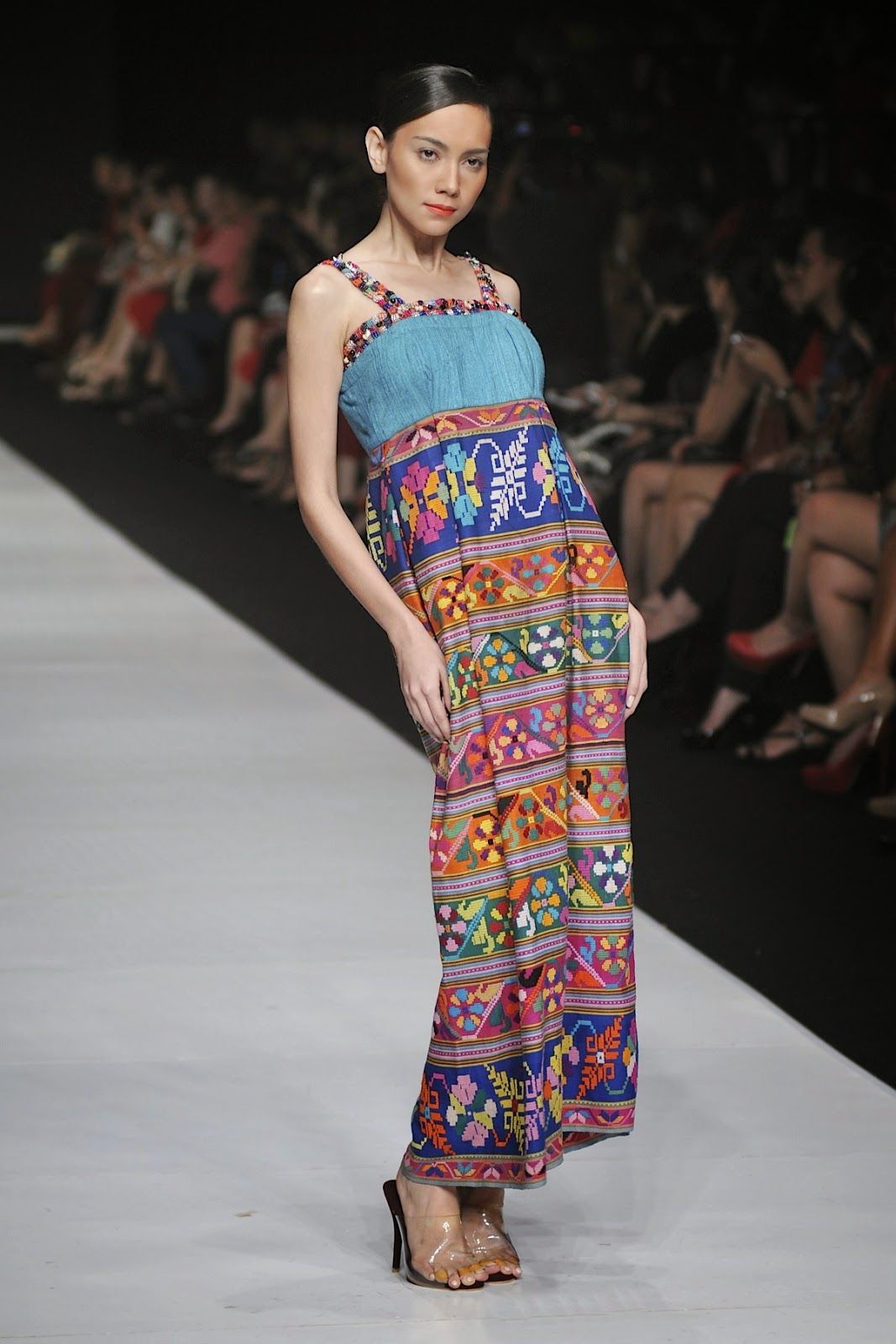 Komunitas Fashion Designer Indonesia 25 Jakarta+Fashion+Week+2014++I+Am+Indonesian+By+Oscar