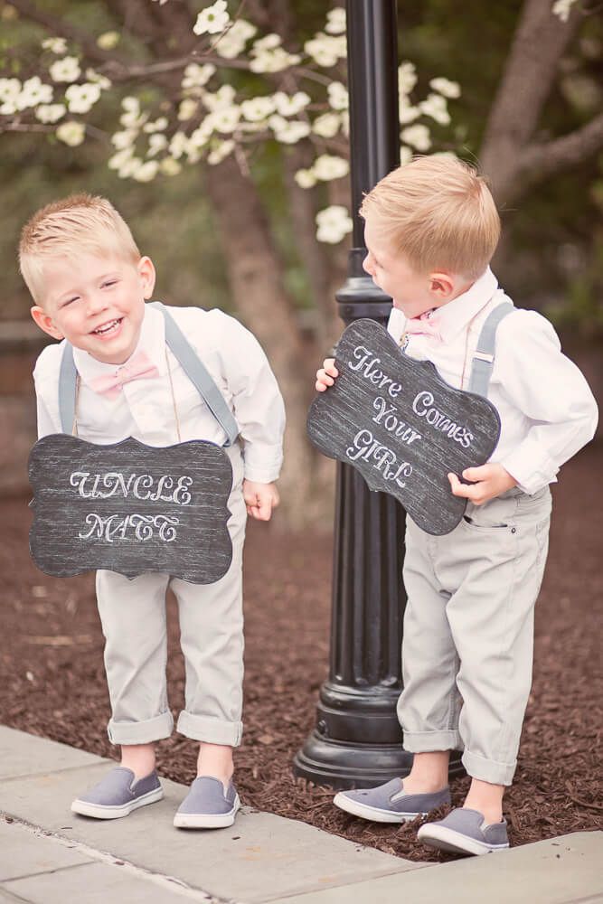 10 Crazy Adorable Page Boy & Flower Girl Entrances (& Cute Signage