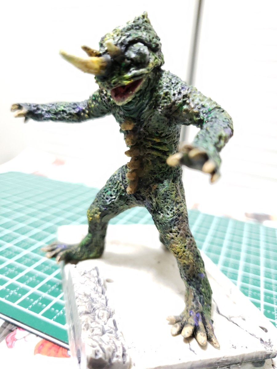 Hg 仮面ライダーブラック カメレオン怪人 改造 リペイント 完成品です 大きい台座 仮面ライダーblack のフィギュアは付いていません 最後につや消しクリアスプレーを吹いています 仮面ライダー怪人フィギュアをコレクションされている方はいかがでしょうか 入札をど Hg 仮面ライダーブラック カメレオン怪人 改造 リペイント 完成品です 大きい台座 仮面ライダーblack のフィギュアは付いていません 最後につや消しクリアスプレーを吹いています 仮面ライダー怪人フィギュアをコレクションされている方はいかがでしょうか 入札をど