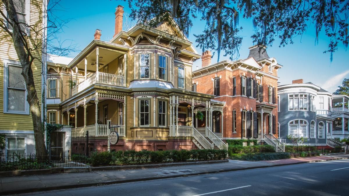 Stay in this 19th Century Savannah Mansion Visit