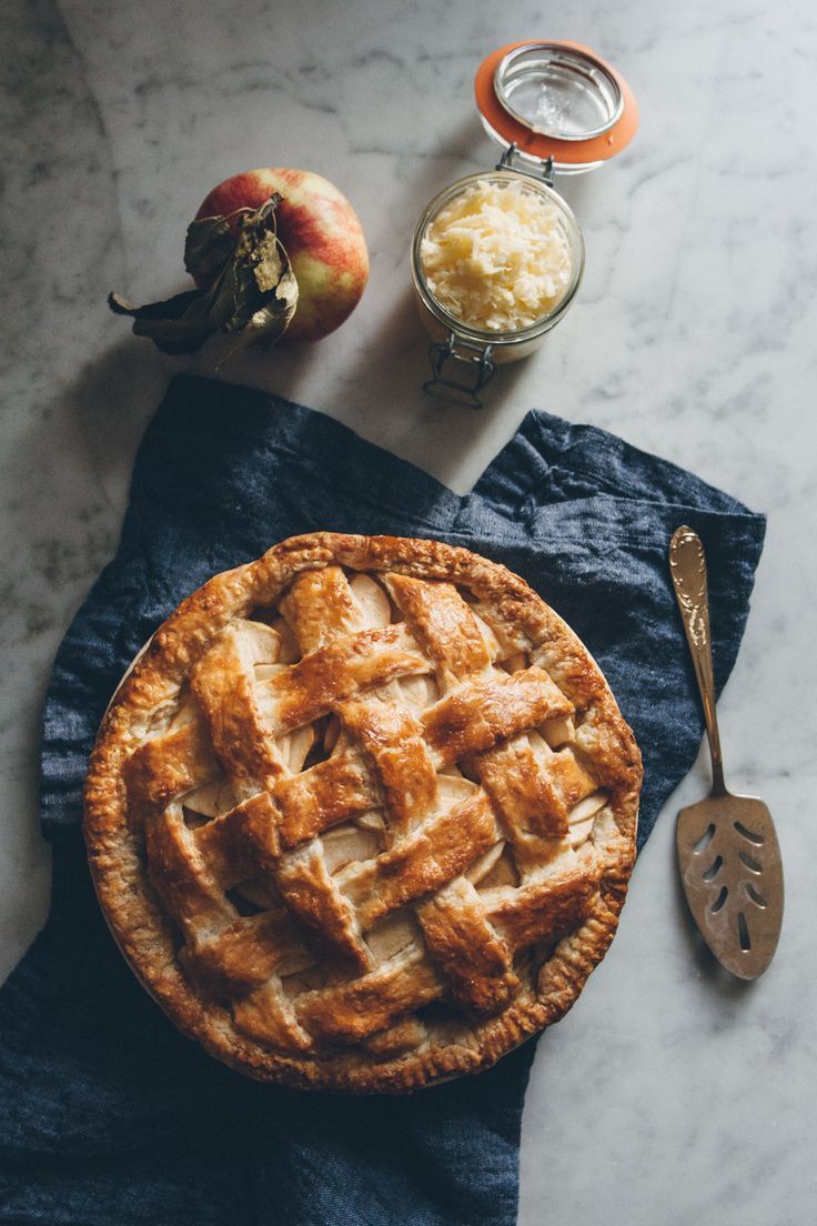 Apple Pie with a Cheddar Cheese Crust — O&O Eats Apple Pie with a Cheddar Cheese Crust — O&O Eats