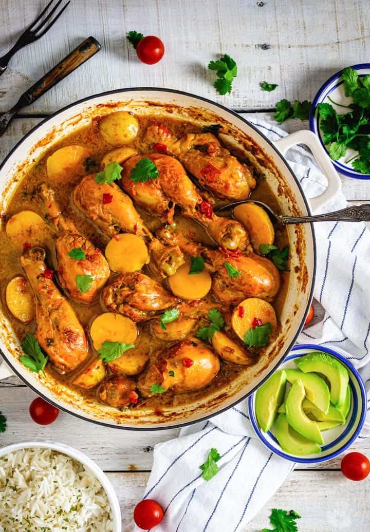 Colombian Chicken Stew - Sudado de Pollo | All that's Jas Peppers And Onions, Stuffed Bell Peppers, Chicken Stew With Potatoes, South African Desserts, Malva Pudding, Jollof Rice, Rice Dinner, Chicken Drumsticks, Crusty Bread