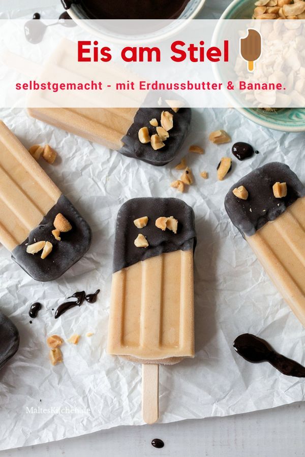 Erdnussbutter-Bananen-Popsicles mit Schokoladenüberzug